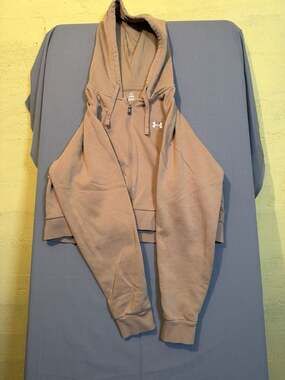 Under Armour Full-Zip Hoodie Size L Tan Cropped Sweatshirt
